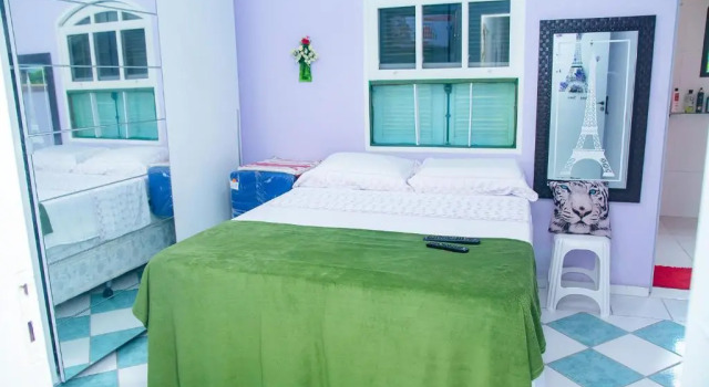 Linda casa com lazer a 500m da praia Guaratuba SP