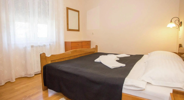 Nicely furnished apartment with covered terrace, located in front of the pool