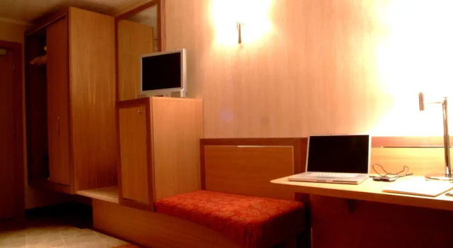 Двухместный номер Classic Poli Hotel