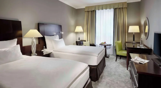 Двухместный номер Deluxe Lindner Hotel Cologne City Plaza, part of JdV by Hyatt