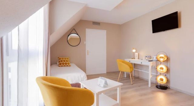 Семейный номер Standard La Maison Hôtel Mulhouse Centre