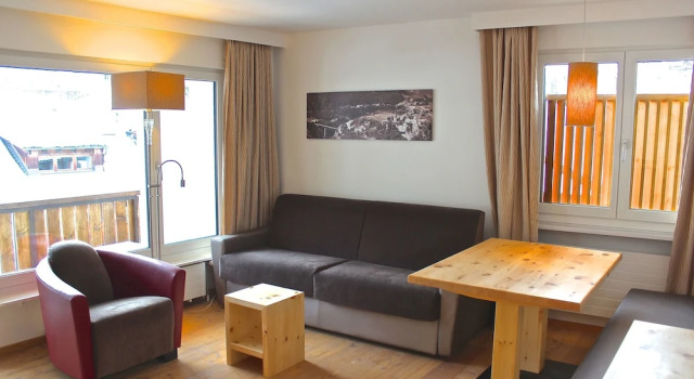 Suite junior con balcón Hotel Conrad