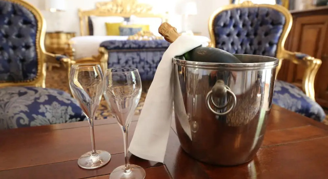 Двухместный полулюкс с видом на бассейн Hôtel Saint Martin - La Maison Younan
