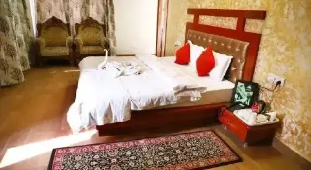 The Grace Hotel, Забронировать Отель Таннасар штат Харьяна