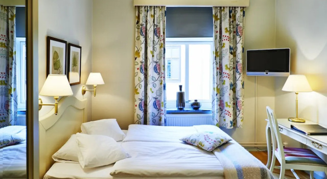 Трёхместный номер Economy Hotel Royal
