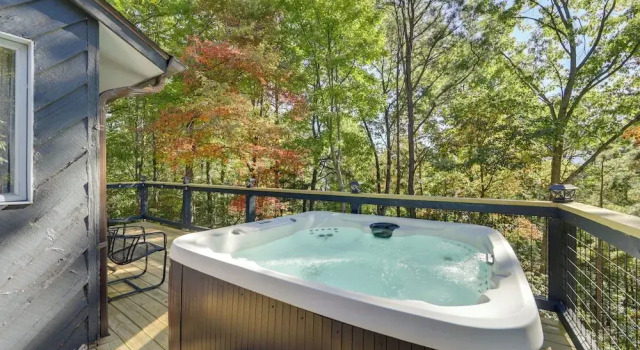 Hot Tub, Deck & Games: Gatlinburg Mountain Cabin
