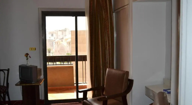 Люкс Beirut Hotel Cairo
