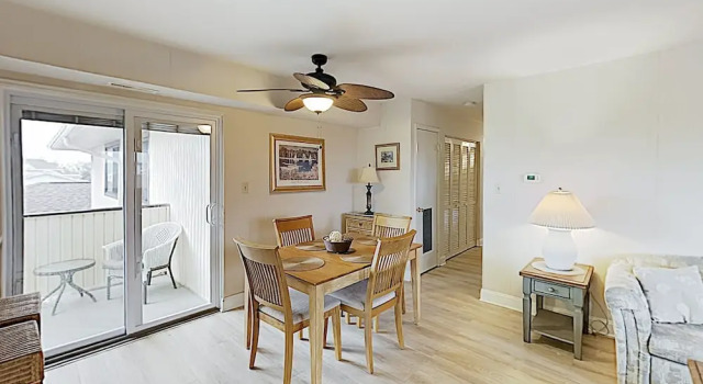 New Listing! Cozy Canal-side , Walk To Beach 2 Bedroom Condo