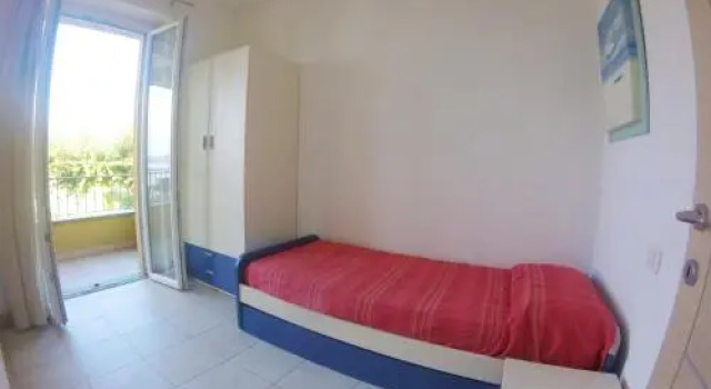 Residence White Beach, Book Hotel Lierna Como