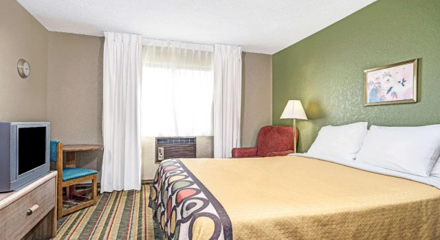 Super 8 by Wyndham Glencoe, Boek Hotel Glencoe 