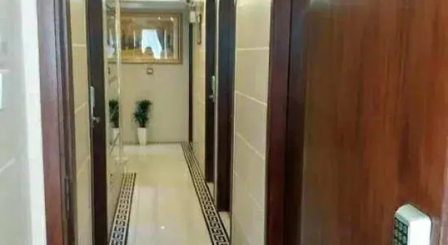 Happy Holidays Hostel(Next to Tsim Sha Tsui MTR Station), Boek Hotel Tsim Sha Tsui Hongkong, in de buurt van The ONE