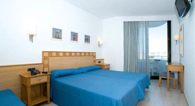 TUI BLUE Victoria Menorca, Rezerwuj Hotel Santo Tomas Beach Baleary