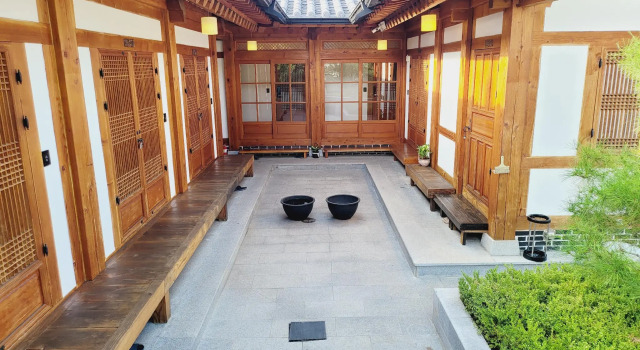 Jeonju Hanok village Deoksugung, Забронировать Отель Чонджу Чолла-Пукто