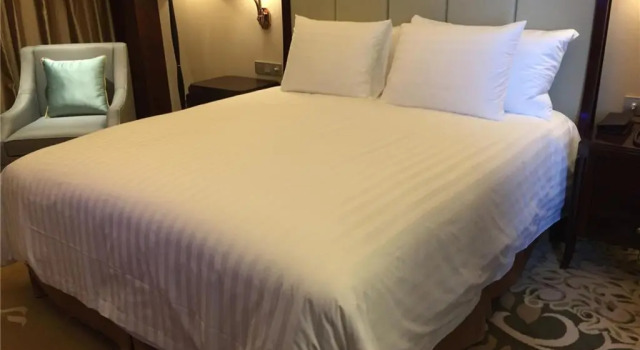 Двухместный номер Deluxe Grand New Century Hotel Hangzhou Sumtime