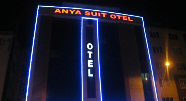 Anya Suit Otel