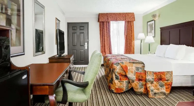 Номер Standard Days Inn by Wyndham Oneonta AL