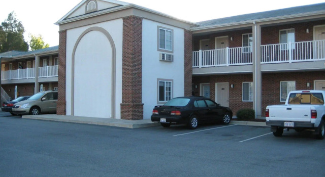 Affordable Suites Burlington, Buchen Sie Gasthaus Burlington North Carolina