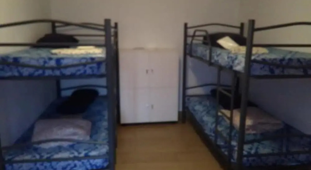Albergue Santa Lucia de Olveiroa, Buchen Sie Hotel Hotels in Galicien mit Parkplatz, Parkplätze