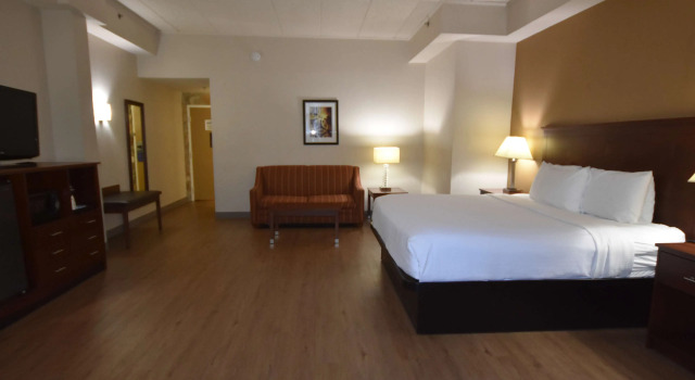 Четырёхместный люкс Best Western PLUS Governors Inn Richmond