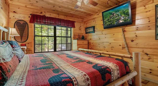 Caught Ya Peek'n 1 Bedroom Cabin by RedAwning