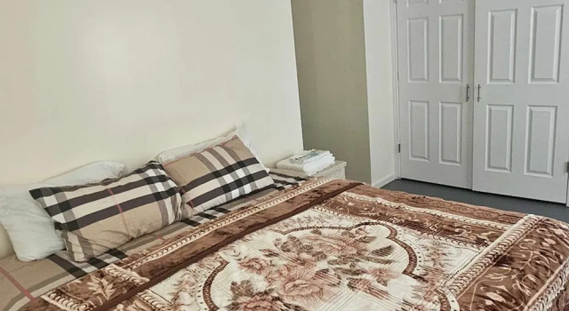 Room E Divine Villa 5mins to EWR, Забронировать Вилла Отели Ньюарк с парковкой, рядом с Greater Mount Moriah Baptist Church, Парковка