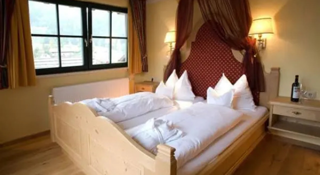 Gasteiger Jagdschlössl, Rezerwuj Hotel Kirchdorf in Tirol Kitzbühel Alps