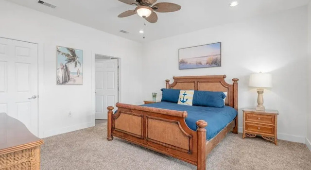 Коттедж Life's A Beach 3 Bedroom Home