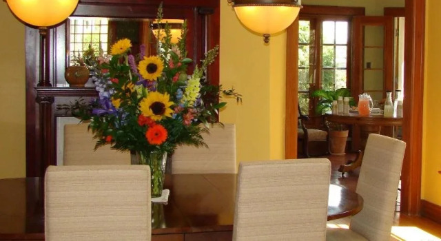 Showers Inn, Foglalás Bed and Breakfast Bloomington Indiana