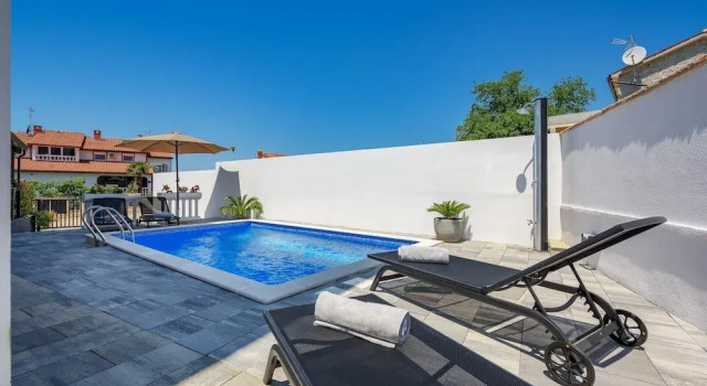Апартаменты Apartment in Kukci With Heated Pool