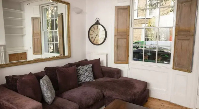 The Angel Place Hideaway - Fair 4bdr House With Terrace, Забронировать Дом для отпуска Виллы Лондона, рядом с Улица Хаттон-Гарден, Вилла