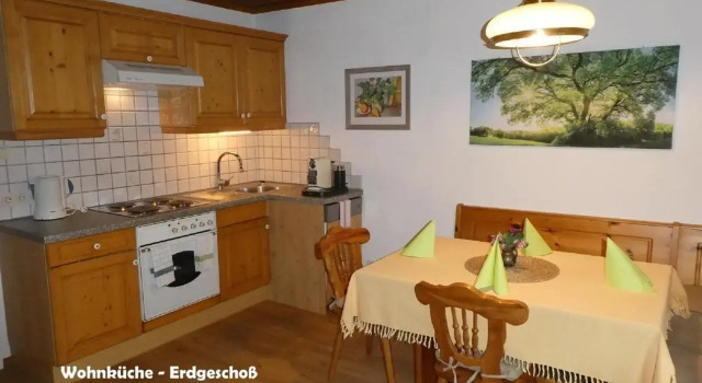 Gästehaus am Weinberg - Schlager, Book Hotel  