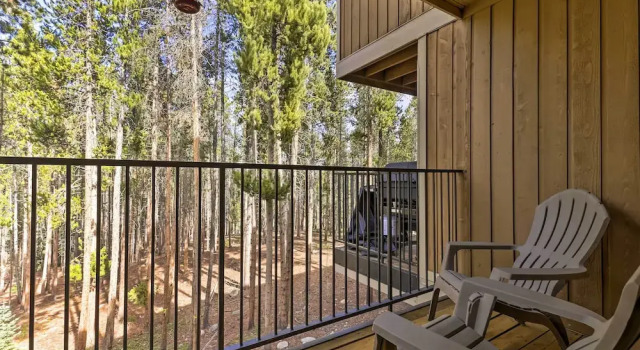Cozy Ski Chalet < 3 Mi to Winter Park Resort!, Забронировать Шале Виллы Винтер Парка, рядом с Body Kneads Massage and Pilates, Вилла