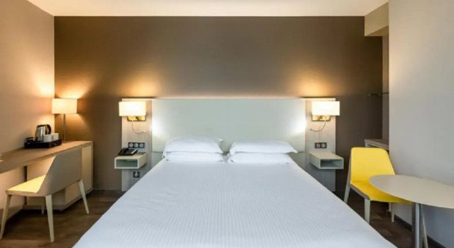 Двухместный номер Classic с видом на город AC Hotel by Marriott Marseille Prado Vélodrome