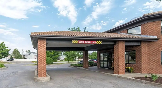Номер Standard Цокольный этаж Comfort Inn