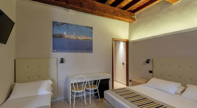 Семейный номер Standard Antico Residence, MantegnaHotels