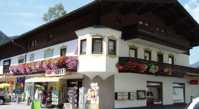 Gorgeous Apartment In Waidring With Mountain View, Rezervovat Apartmán Hotely v Tyrolsko s parkováním, Parkování