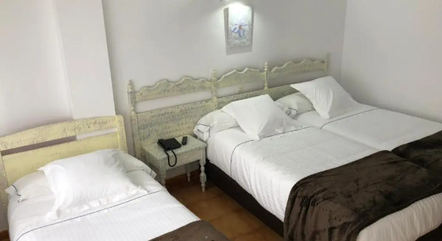 Hotel Las Rocas de Isla, Забронировать Отель Арнуэро Cantabria Coast