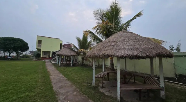 Номер Premium с видом на бассейн Mandarmoni Family Beach Resort-Saikat saranya