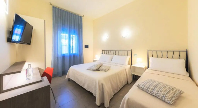 Трёхместный номер Standard Hotel Nina