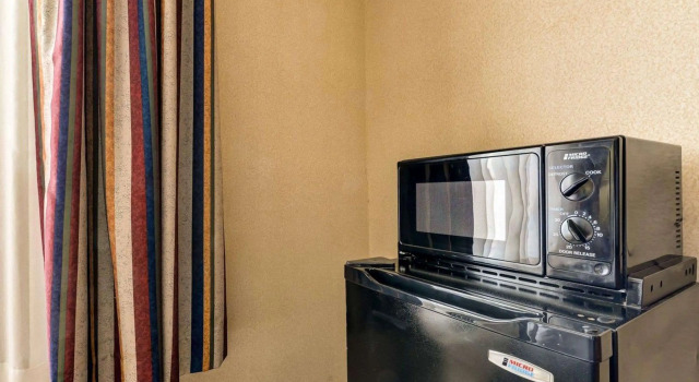 Двухместный номер Standard Quality Inn Spring Mills - Martinsburg North