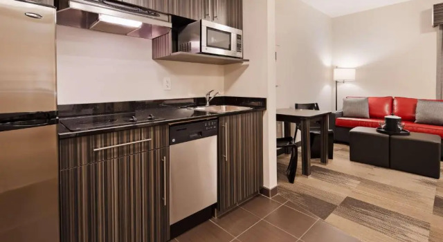 Номер Standard Best Western Plus Airport Inn & Suites
