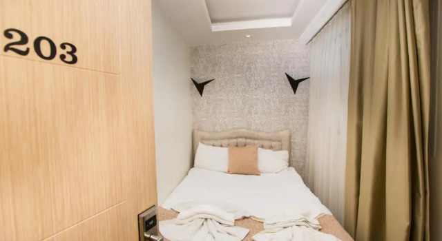 Двухместный номер Economy Honey Hotel