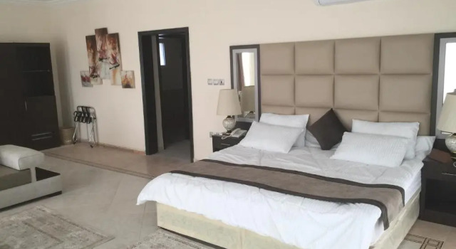 Апартаменты Alshaheen Suites