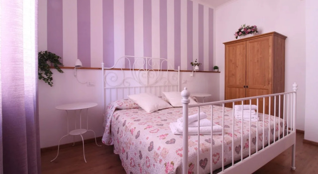 B&B La Rocca, Boek Bed and Breakfast Hotels in Lazio met parkeren, Parkeren