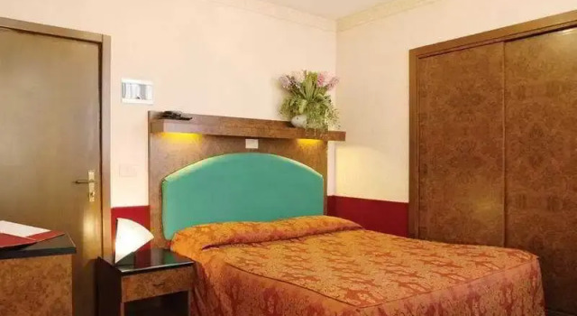 Moderno Hotel, Забронировать Отель Каннареджо Венеция