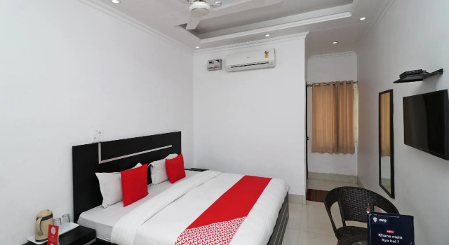 The Reverend by OYO Rooms, Rezervovat Hotel Déhrádún Uttarakhand