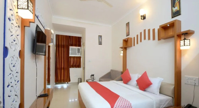 OYO 12724 Hotel Stay Bridge, Забронировать Отель Отели штата Раджастхана 3 звезды, 3*