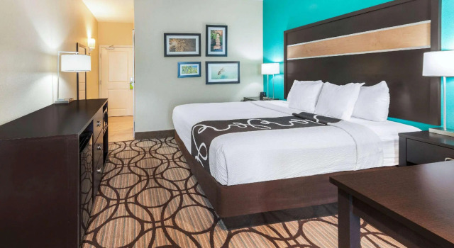 Двухместный номер Executive La Quinta by Wyndham Carlsbad