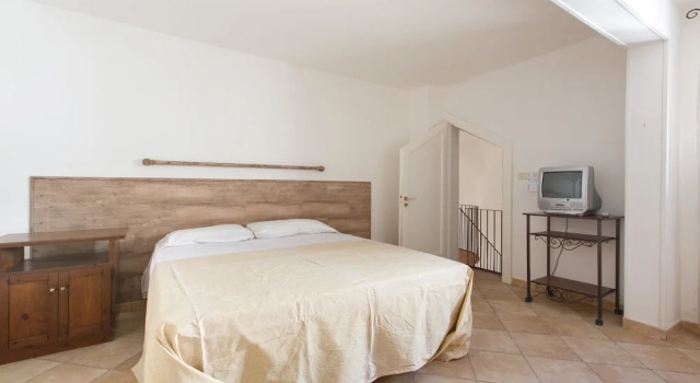 Casa Graziella, Prenota Hotel Neviano Salento