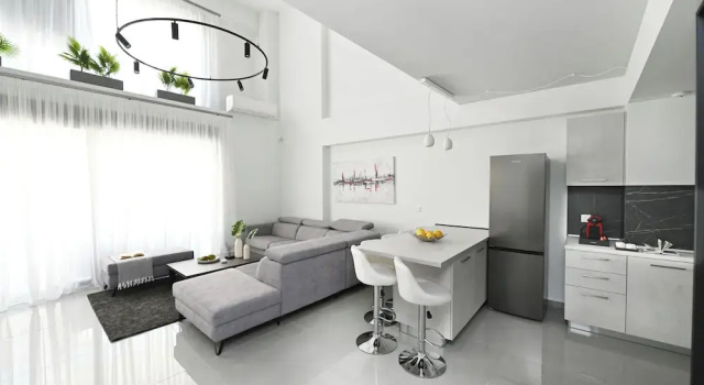 Номер Standard с балконом ICON Urban Living Trikala